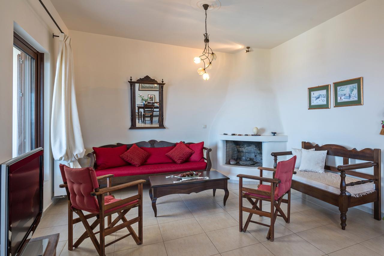 Sea Views At Villa Anemomylos With Heated Pool, Ping Pong And Tennis Agia Pelagia Eksteriør bilde